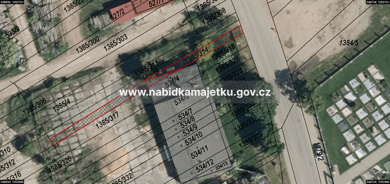 Radějov u Strážnice, podíl id. 1/3 pozemků stavební parc. č. 534/3, pozemková parc. č. 1385/314