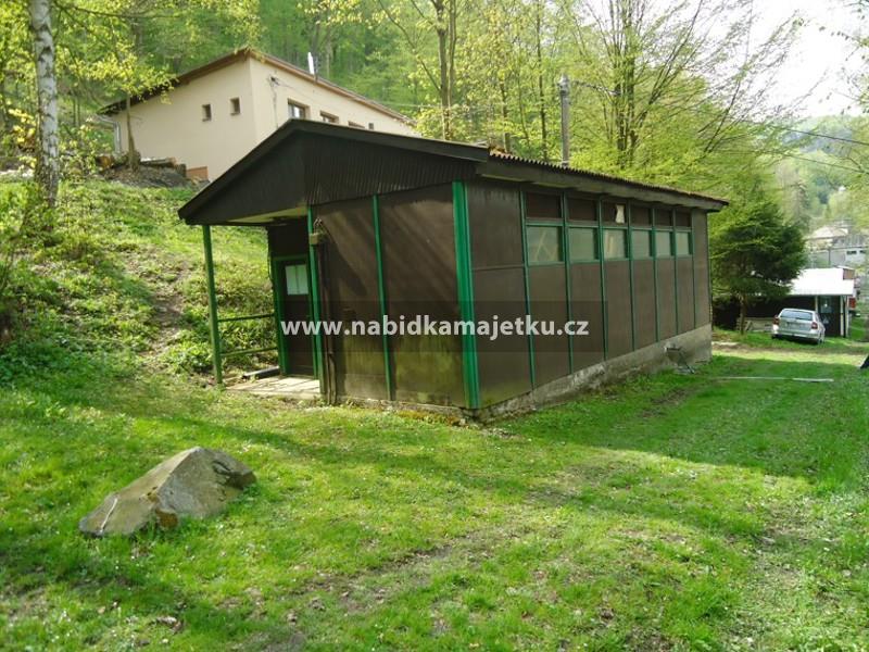 parc. č. 371, součástí je stavba bez čp/če, obč. vyb. a parc. č. 340 a č. 372 v k. ú. Hrubá Voda, podíl 1/18
