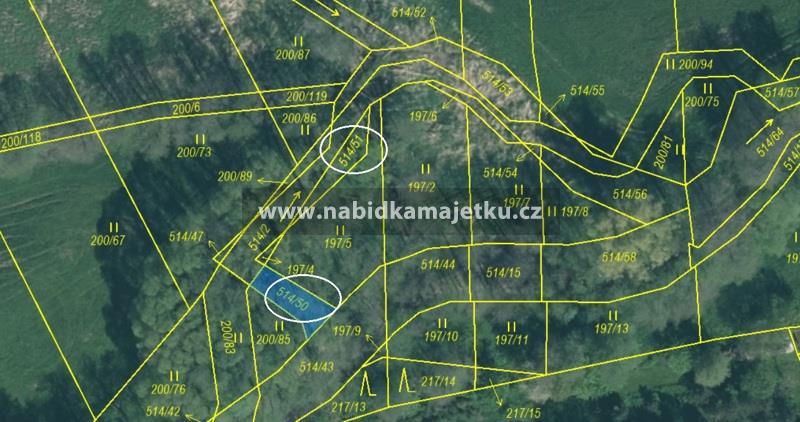 Kloušov - pozemky p. č. 514/50 a p. č. 514/51