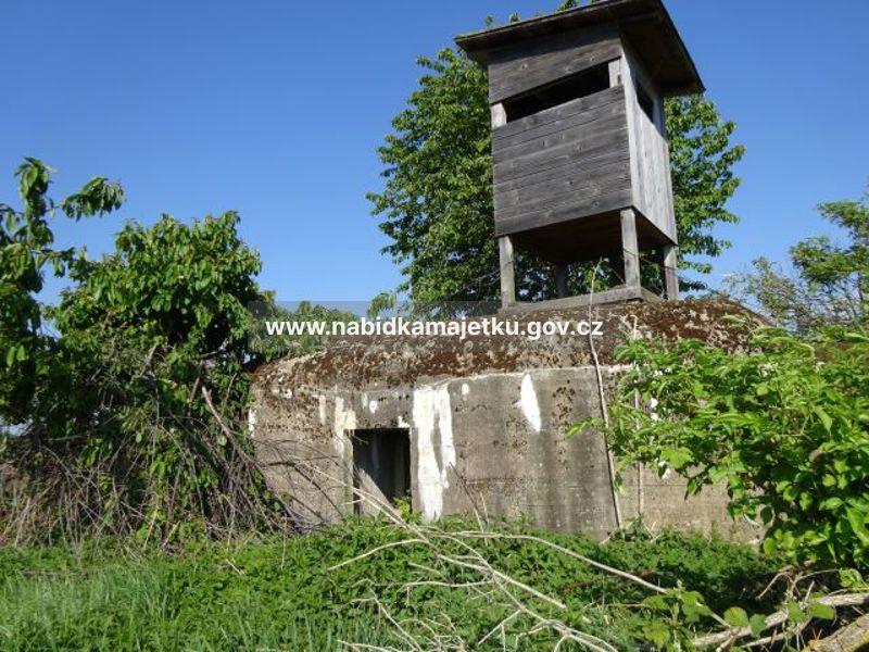 Stavba bez čp/če ("řopík") na pozemku jiného vlastníka (LV 1754) p. č. 1039/2 k. ú. Pertoltice pod Ralskem