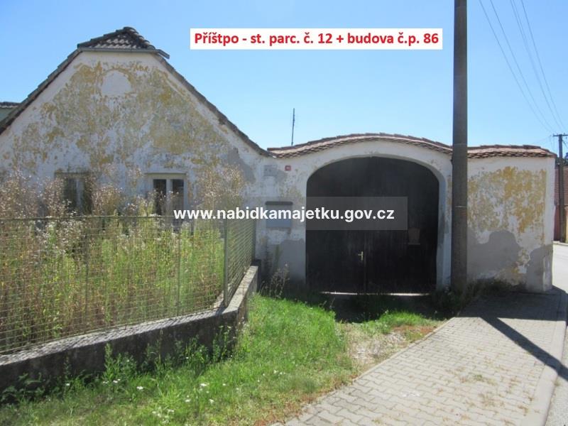 Příštpo - RD č.p. 86 na pozemku st. parc. č. 12 se zahradou na pozemcích 138/1 a 138/2
