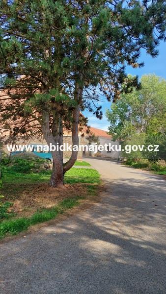 Pozemek parc.č. st. 66, jehož součástí je zem. stavba bez čp/če apozemek parc.č. 37/3, včetně všech součásrí a příslušenství, k.ú. Nová Ves u Bezdružic, obec Konstantinovy Lázně, okres Tachov