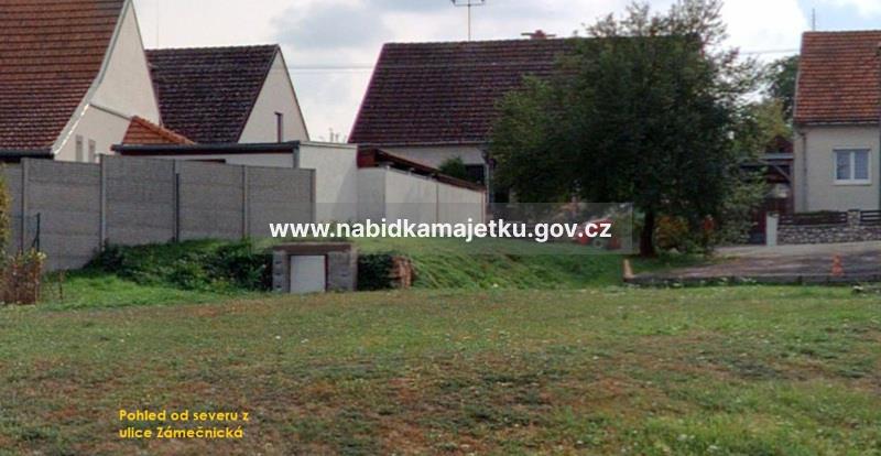 Pozemek p. č. 885/1 včetně stavby sklepa a pozemek p. č. 885/2 v k. ú. a obci Drnholec, okres Břeclav