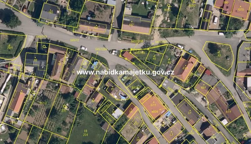 k.ú. Polešovice - id. 1/4 p.č. 8850/1  a id. 1/2 p.č. 8850/2
